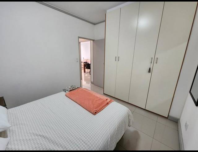 2 BEDROOM PROPERTY TO RENT IN CLAREMONT UPPER